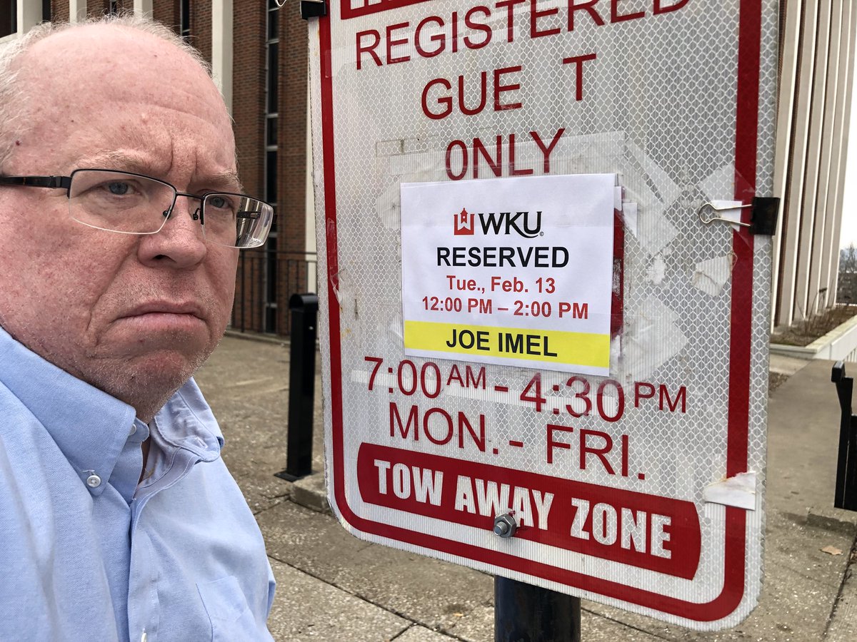 joeimel's tweet photo. Taking the scanner on the road today to speak to @staceybiggs #wku social media marketing class. https://t.co/ornzjJ7nI2