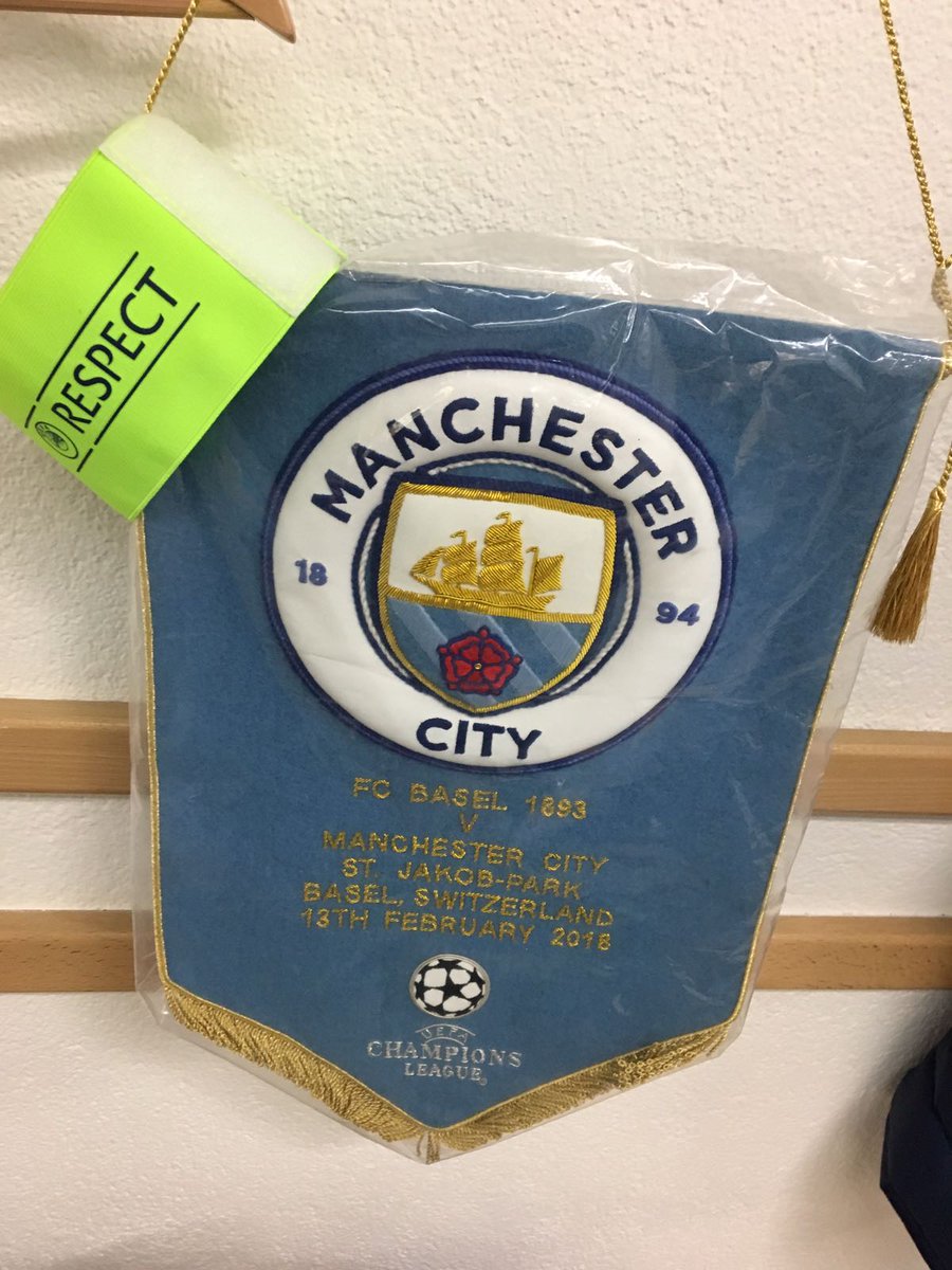 ManCity's tweet photo. Ready for some team news?? #fcbvcity https://t.co/si9QXhv81e