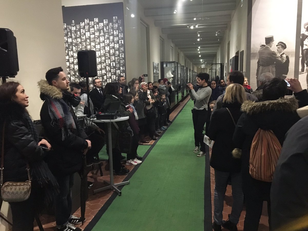 LigueParisEduc's tweet photo. Au musée @O2LaLiberation 2eme représentation du spectacle " Après le déluge" sur l'histoire des Compagnons de la Libération. Bravo aux élèves de l'école Pierre Larousse @MairieParis14 qui jouent ce soir pour leur famille. https://t.co/D5tN8L5z87 https://t.co/yrPS5Zs0BE