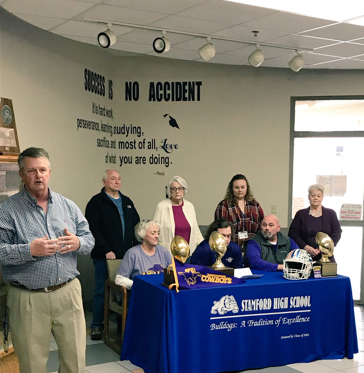 Congratulations @HaydenDruLewis <a href="/oucasey/">Ronnie Casey</a> on committing to <a href="/HSUAthletics/">HSU Athletics</a>