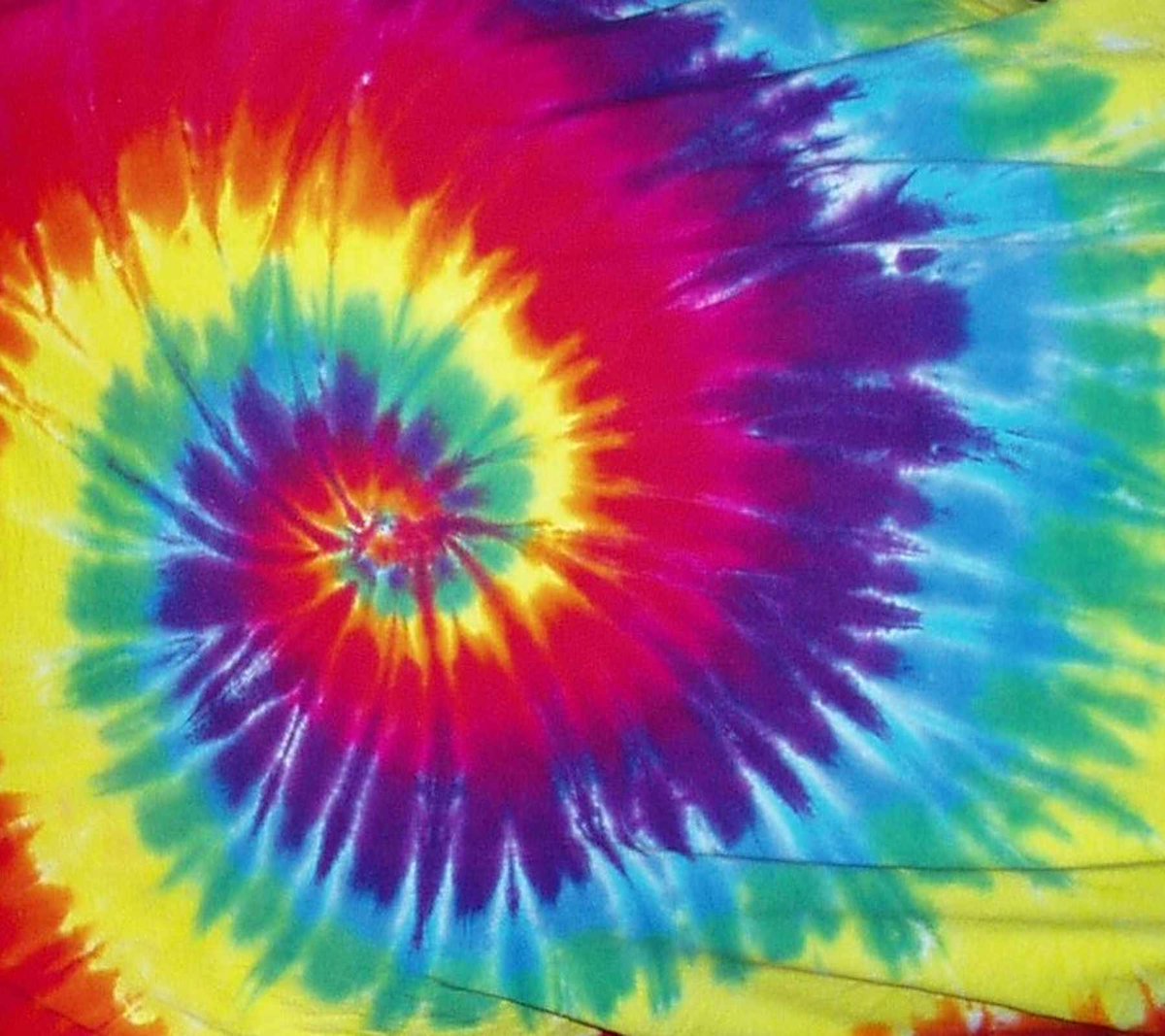 Marshfield_ASB's tweet photo. The official theme for Friday nights last home league game is tie dye!!! Varsity girls play and 6 and varsity boys at 7:30! Be there in your best tie dye outfit!! https://t.co/FTMLIpaq2v