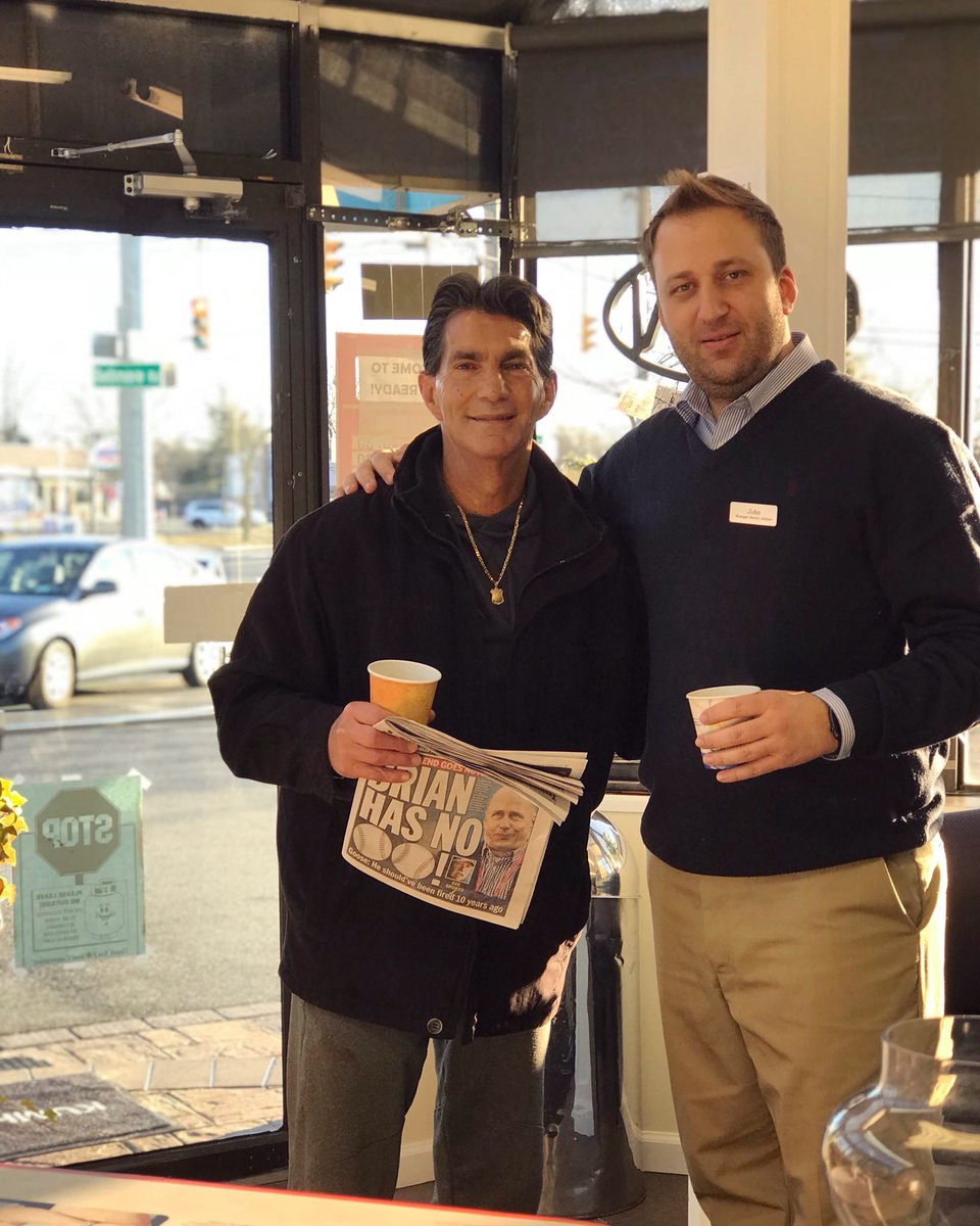 RoadReadyAuto's tweet image. We had a great morning today here at Road Ready. John, our loyal customer Joe and the entire Road Ready team wishes you a wonderful afternoon! #RURoadReady? #RoadReadyTeam #RoadReadyBellmore #RoadReadyAuto #FamilyBusiness