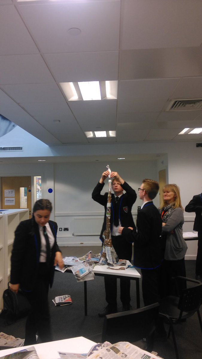 lisakane1888's tweet photo. Primary teaching  and Law careers workshops for @BurtonBorough year nine students today #Taraprofessionals #FBCMB https://t.co/k1WdF70FXB