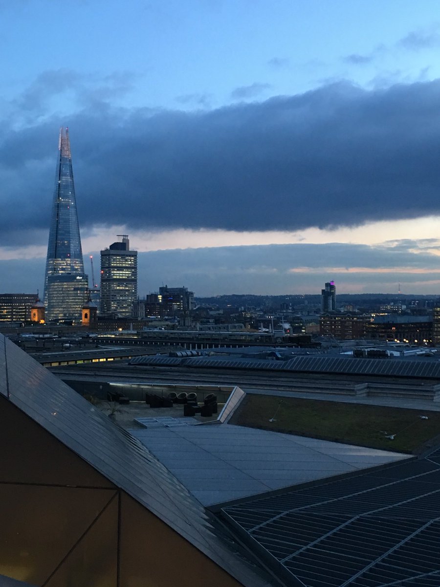 julk_wine's tweet photo. Shard,,,London https://t.co/o5dokEuNtt