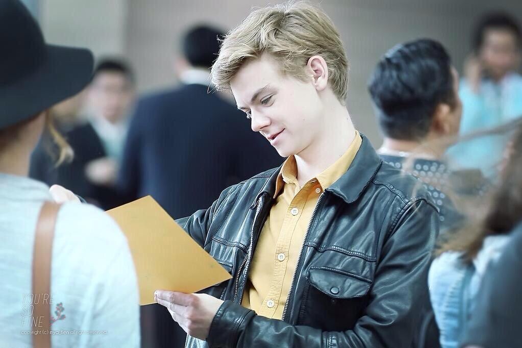 Thomas B.Sangster tweet media
