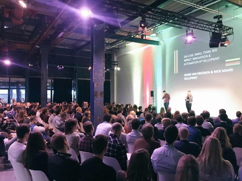 traffic4u's tweet photo. @FriendsofSearch 2018! Over automation, AI, conversational search en chatbots; ons Search team was present en praat je bij. https://t.co/C6zlsa1c9C https://t.co/EIg8fG4Tov