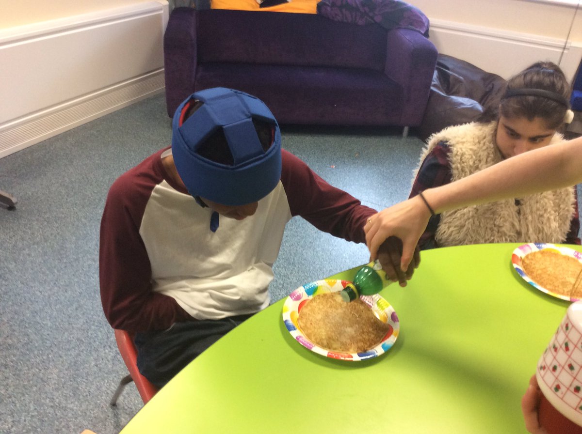 wilsonstfeed's tweet photo. So today is #PancakeDay so 5.4 had a go at flipping, adding toppings and eating some!!! #WSSixthForm #SweetTooth #BestFlips https://t.co/Vi4ElpV082