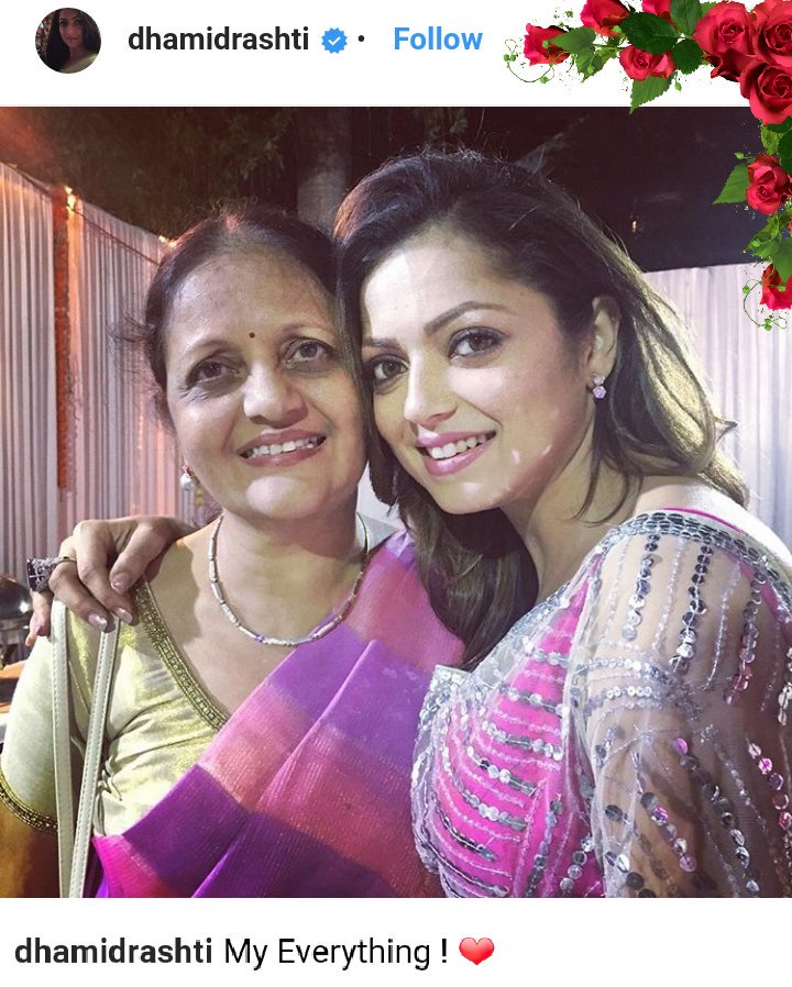 sbhavasiva's tweet photo. #DrashtiDhami #Drashti new insta post, With her mom! 😍😍
My Everything! 💖
Most Beautiful Mother- Daughter!!
#motherdaughterlove #Stayblessd 
@drashti10 👸👑😍😍💕💕💖💓 https://t.co/zHpxmBOLIc