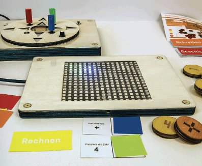 interactionsMag's tweet image. Christopher Frauenberger and co discuss their demo @OutsideTheBoxAT #ParticipatoryDesign for #autistic #children bit.ly/2Eo2wNz