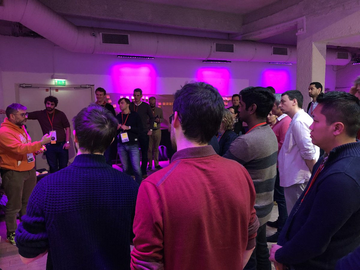 DavidkRobert's tweet photo. « Invite the right people (with questions, with answers), provide an unlimited modelling space and create the timeline of your product »
Event Storming by @ziobrando 
#SchoolOfPO @SchoolOfPO la Conf’ https://t.co/sT4D8zS4KV