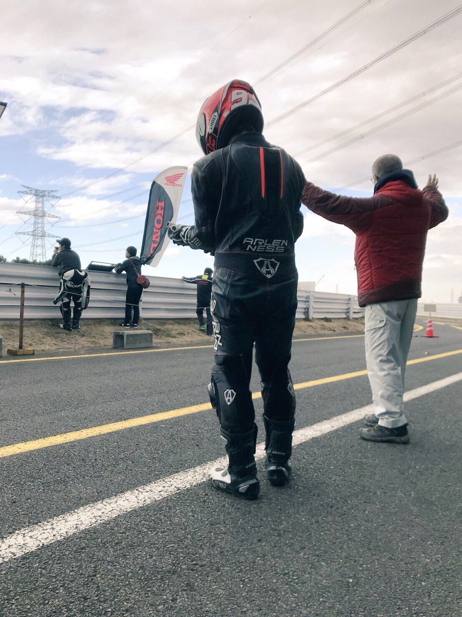 tsubotsubotsu's tweet photo. レースたのちかった。 https://t.co/fVVHa9EHXk