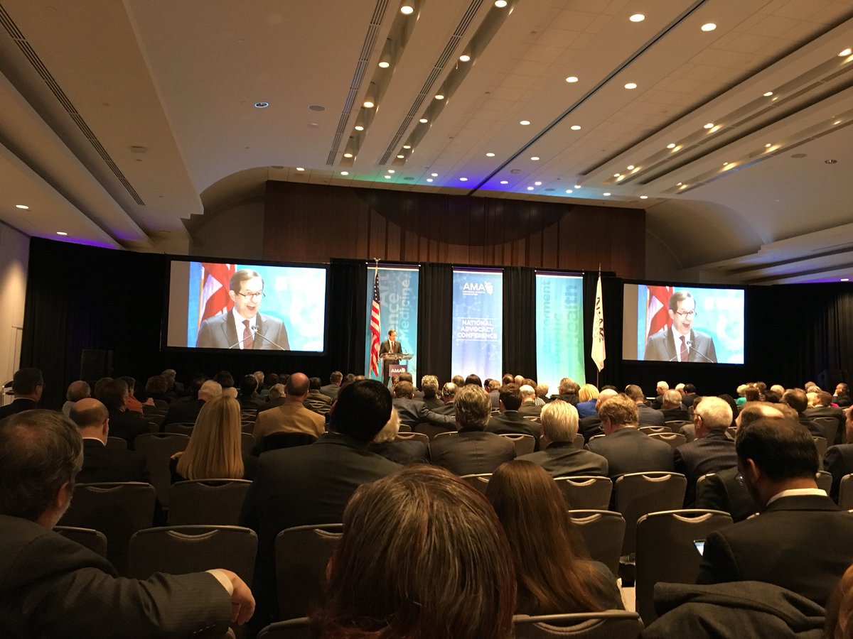 cpattavinaEMdoc's tweet photo. Chris Wallace entertains and informs @ AMA National Advocacy Confidence.  Great Trump jokes.  @MMAPresident @MaineDocs @gordon5123 @brppierce @jsbarkin @JabbarFazeliMD https://t.co/RQdsweRMAL