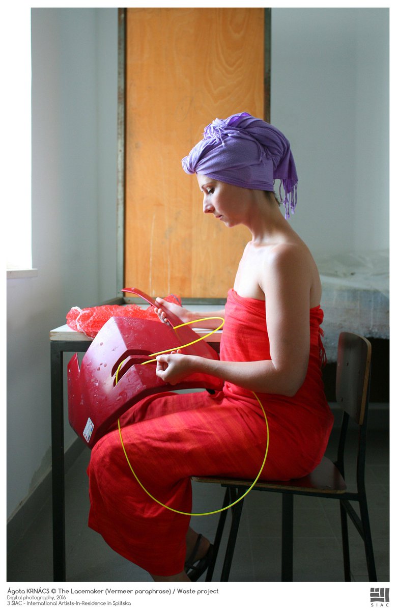 SIAC_art's tweet photo. Very proud > Ágota Krnács photography in the book of IMITATION OF  LIFE /published by @LoosenArt #Rome #Italy / #Vermeer pharaphrase / Made at 3. @SIAC_art in 2016 @KRN_AGO #contemporary #photography The model also our artist: #MártaBalla painter https://t.co/8KprI0NAlc