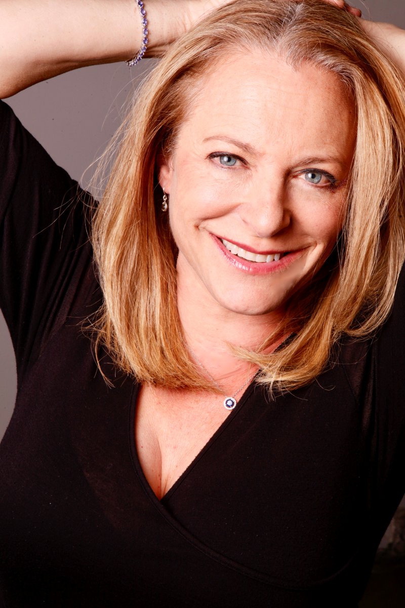 Lauri de Brito (<a href="/Agency4Solution/">LAURI DE BRITO</a>): Jedes Mal, wenn ich jetzt eine Leihmutterschaft 'produziere' bin ich so stolz auf das Ergenis! Es gibt nichts, was sich mehr lohnt &amp; wichtiger ist, als ein Kind in die Welt zu bringen, was so sehr gewollt ist!