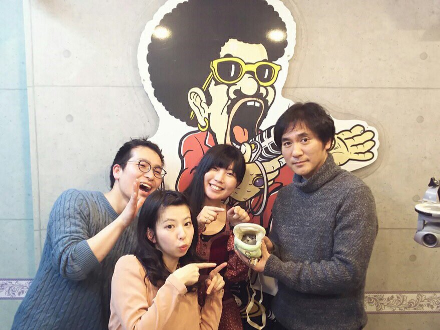 公式 Across Talk 本日のacross Talkもありがとうございました アクロス1の星空モモンガール 小久保史織 Siokorocha と フジtea家に婿入りした モモンガのアンドリュー ジョージを迎えてお送りしました 皆様も 星空をぜひ見上げてみてください