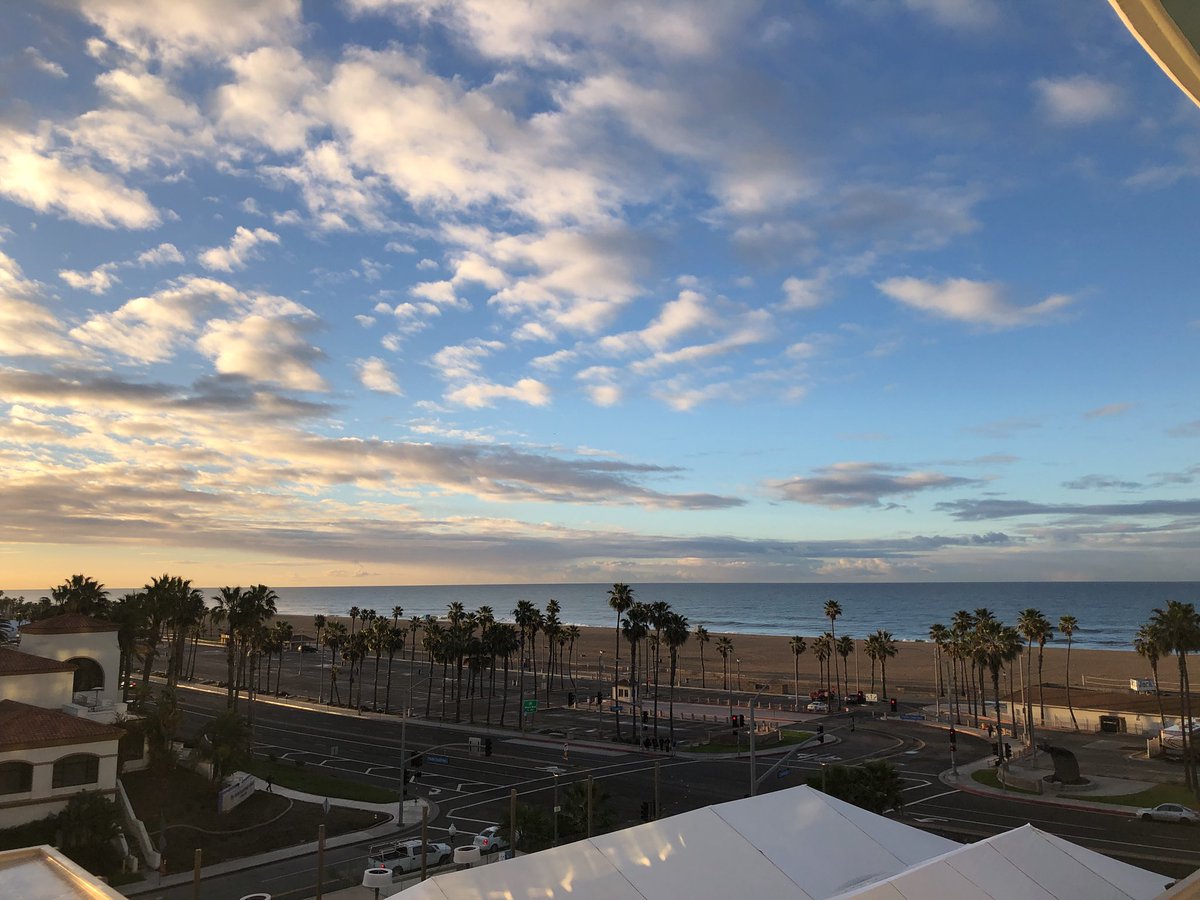 mtfarnsworth's tweet image. Another day at work. #CodeMedia