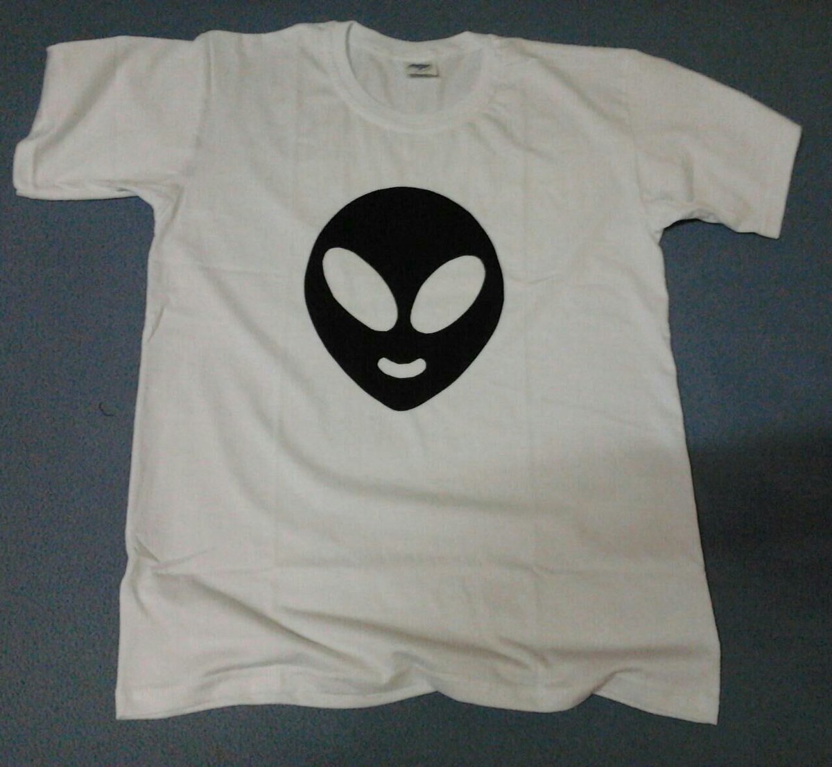 CAR_OSkp's tweet photo. Hola todas/os agan sus pedidos remeras personalizadas https://t.co/MdK8VpnYt3