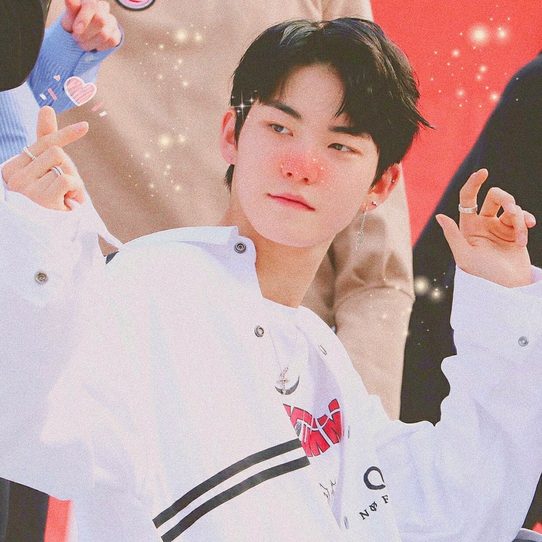 hwallsoftt's tweet photo. ⋆*ೃ .⋆ ꒰ #HWALL ꒱⋆.ೃ*⋆
         ⋆↻ ꒰ #더보이즈 ┋#활 ꒱*·˚ ༘♡ ��� ❤ https://t.co/9ZOyrDCq38