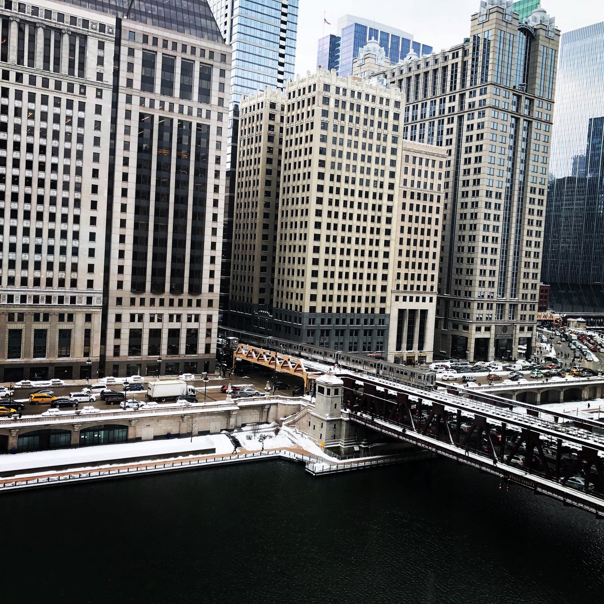 PrincetonClubCh's tweet photo. It’s not snowing anymore! #boardmeetingviews ❄️ https://t.co/bcC6jbsxdT
