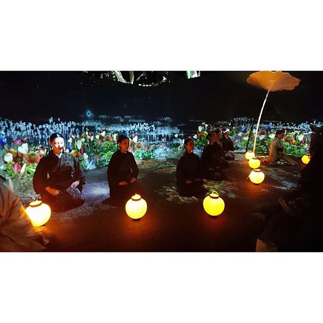 emix0962's tweet photo. #enDesign
#naked
#flowers
#縁遊会
#桜縁座
#イベント
#ouenza
#oiran
#japan
#日舞
#着物
#kimono
#dance
#party
#show
#event
#インスタレーション
#日本橋
#コレド室町
#三井ホール https://t.co/VLHPoPmI9n https://t.co/stgLq1zBep