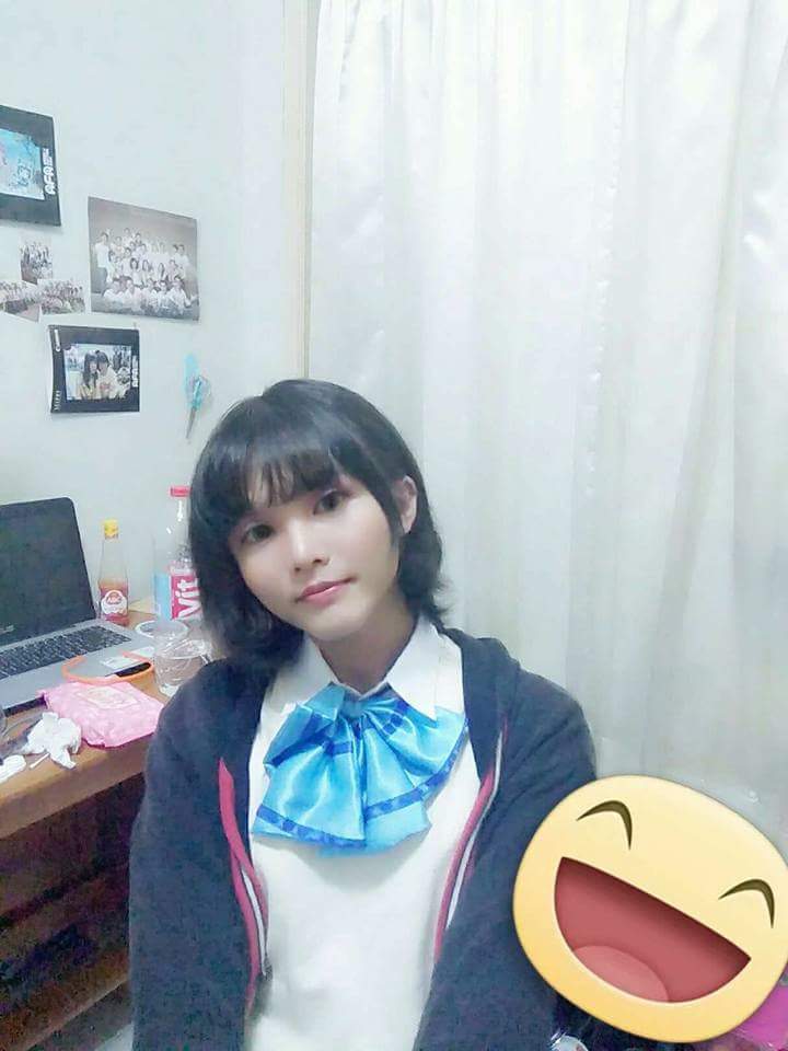 LeYanaka's tweet photo. Got a makeover by a friend yesterday and it turned out pretty well...
Hope someone sees this since I only follow ddlc rp accounts lol.
.
.
.
Oh btw I'm a guy https://t.co/658cxJEz7H