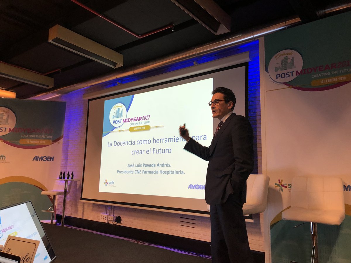 JGarciaPellicer's tweet photo. @joseluis_pa comienza la Sesión de Clausura con el título “La docencia como herramienta para crear futuro”. #midyear17 ... esto promete... https://t.co/VVaHrLz8uE