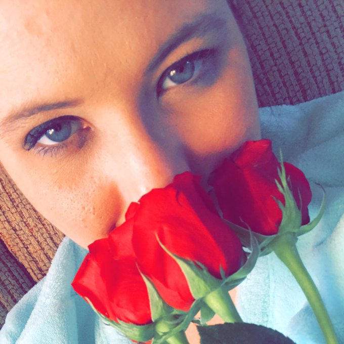 #NewProfilePic https://t.co/UT6WRNS1R8<a href="/tag/newprofilepic"class="tags">#NewProfilePic</a>