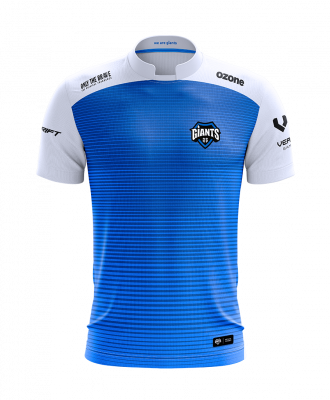Pablogl_13's tweet photo. @GiantsGaming A que me regaláis una camiseta de las nuevas. <3😀😜 https://t.co/GnVadPyT63