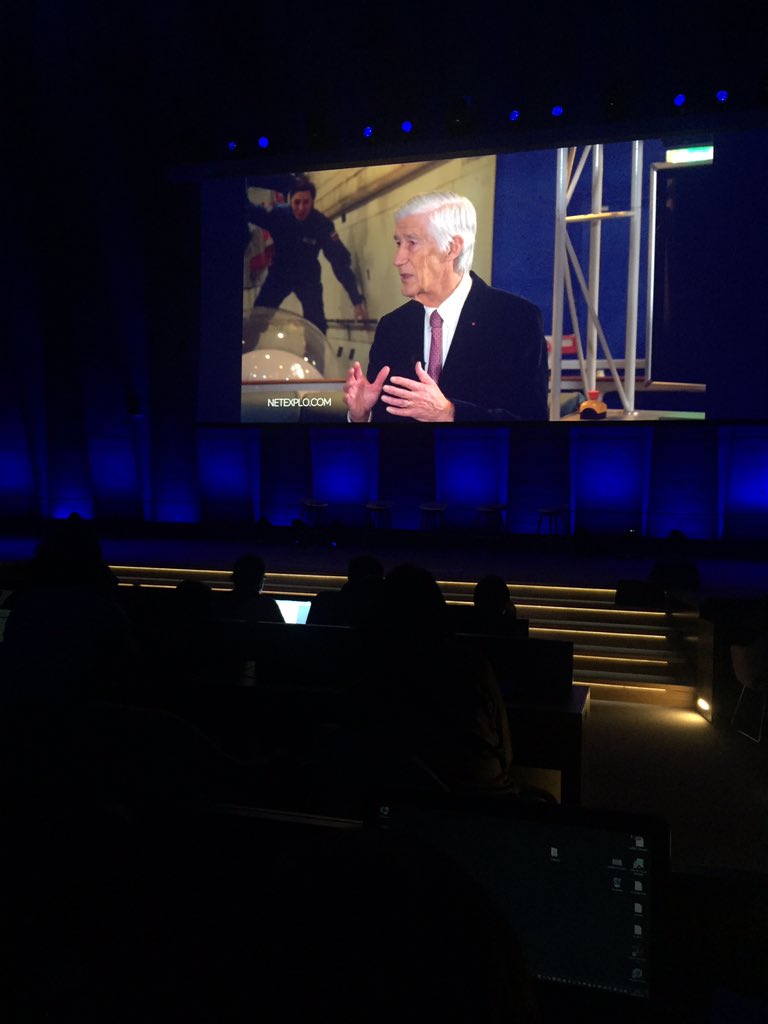 🎤Joël de Rosnay "J'ai moins peur de l'intelligence artificielle que de la bêtise naturelle"💭au forum <a href="/Netexplo/">2050NOW La Maison (ex-Netexplo)</a> ✅👏🏼 #Netexplo #digitalinnovation #ArtificialIntelligence #forum #digital #innovation #whatsnext