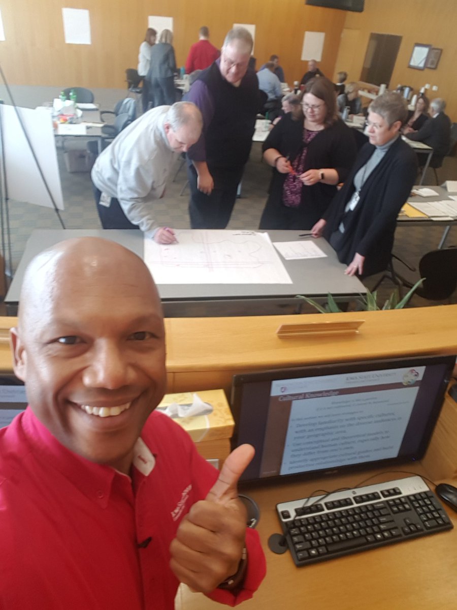 ross_wilburn's tweet photo. City of West Des Moines staff using community mapping as a tool to get to know a community or cultural group as part of Navigating Difference training #Navigatingdifference #StrongIowa https://t.co/JDLmgkvDjf
