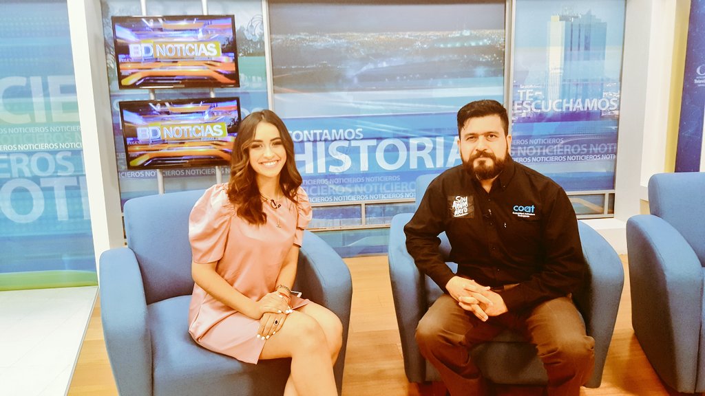 Edgarmolinas's tweet photo. Al aire en @BDNSonora, @marthapaola22 platica con Miguel Fonseca de @CoatSonora. 

Importancia de cuidar a nuestras mascotas contra la #Ricketsia.

Síguenos por @TelevisaSON https://t.co/Hpu7uXLJLA