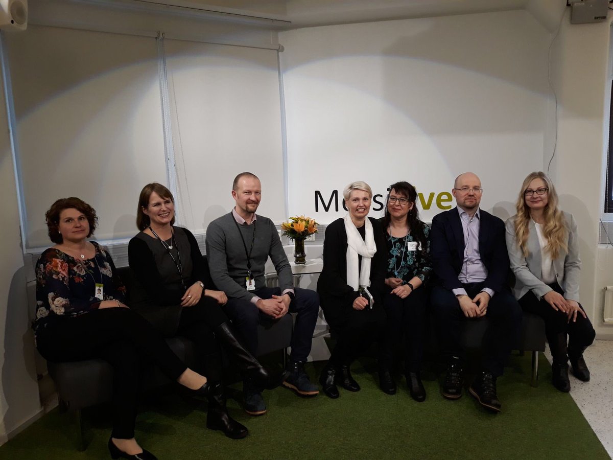 soile_lahti's tweet photo. Hieno päivä tänään! @MessiLive avajaiset ja #Timaco rekry koulutuksen kautta Iisalmessa. Kiitos panelistit ja muut osallistuneet, joita kaikkia en tähän voi tägätä! Ne tekköö jotka ossoo (vai miten se nyt savoksi oikein taipuu) 👍🏻 #POSTEpalvelut #MessiLiveFi https://t.co/i39UZe49Yy