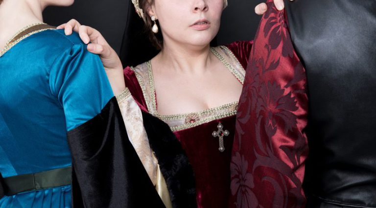 ZoeHudson6's tweet photo. Wonderful afternoon yesterday with Unity Arts London (@arts_unity) at their Woeful Puppet event @TowerOfLondon. Insightful and creative responses to historic sources and discussion about the imprisonment of Lady Jane Grey who died 12 February 1554. Fascinating stuff! https://t.co/cGof02eiTz