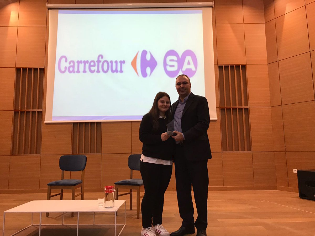 Okulumuzda Bulut Batum'u ağırladık. Kendisine çok teşekkür ediyoruz. <a href="/BetulErok/">Betül EROK</a> <a href="/JalanGK/">Kote</a> <a href="/keziban_senel/">Keziban Şenel</a> <a href="/onursemerci81/">onur semercioğlu</a> <a href="/AliRizaLule/">Ali Rıza Lüle</a> <a href="/salhakbay/">Salih Akbay</a>