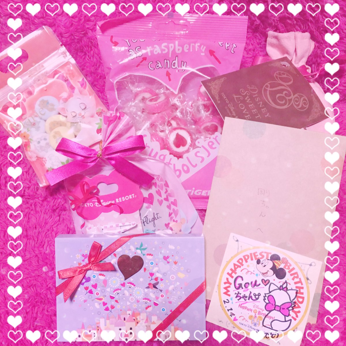 gou__0214's tweet photo. じゃーーん！🎵✨
たくさんのプレゼントありがと〜😻💓
しっかり受けとったよ〜💓🍫
マリーちゃんと可愛いお菓子いっぱいで嬉しいな😹💓 シールつけておでかけしなきゃね？😽🎵
ちゃーんっとお礼するから待っててね〜😽💓最高な誕生日だよ🐾😻 https://t.co/Put7UkDsgy