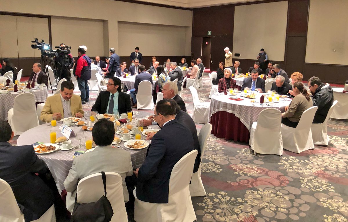 HospitalCivil's tweet photo. Rueda de prensa general para dar a conocer detalles del próximo XX Congreso Internacional Avances en Medicina y el VII Congreso Internacional de Enfermería. Se realizarán los días 22, 23 y 24 de febrero en Expo Guadalajara. @CIAMHCGOficial @CIENFHCG https://t.co/0dEOXiW46D