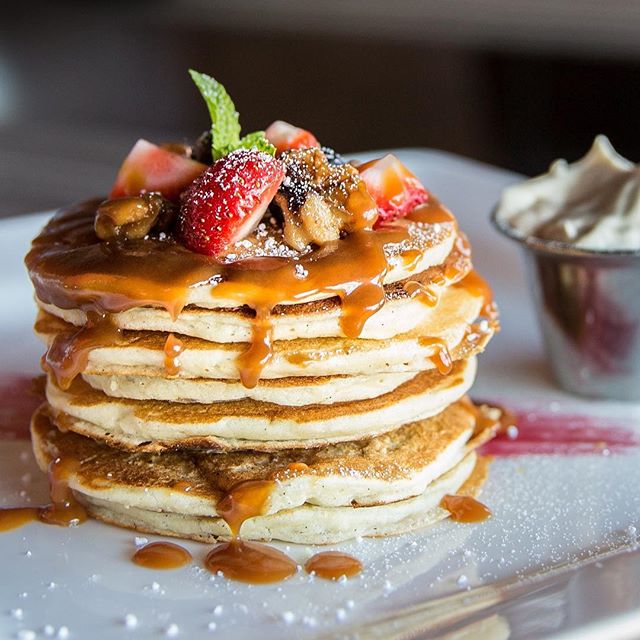 Happy Pancake Day!! We'll be making some as soon as we get home but i don't think they'll look quite as good as this though! 😍👌🏻 #PancakeDay
📷: <a href="/greenjinnapp/">GreenJinn</a>