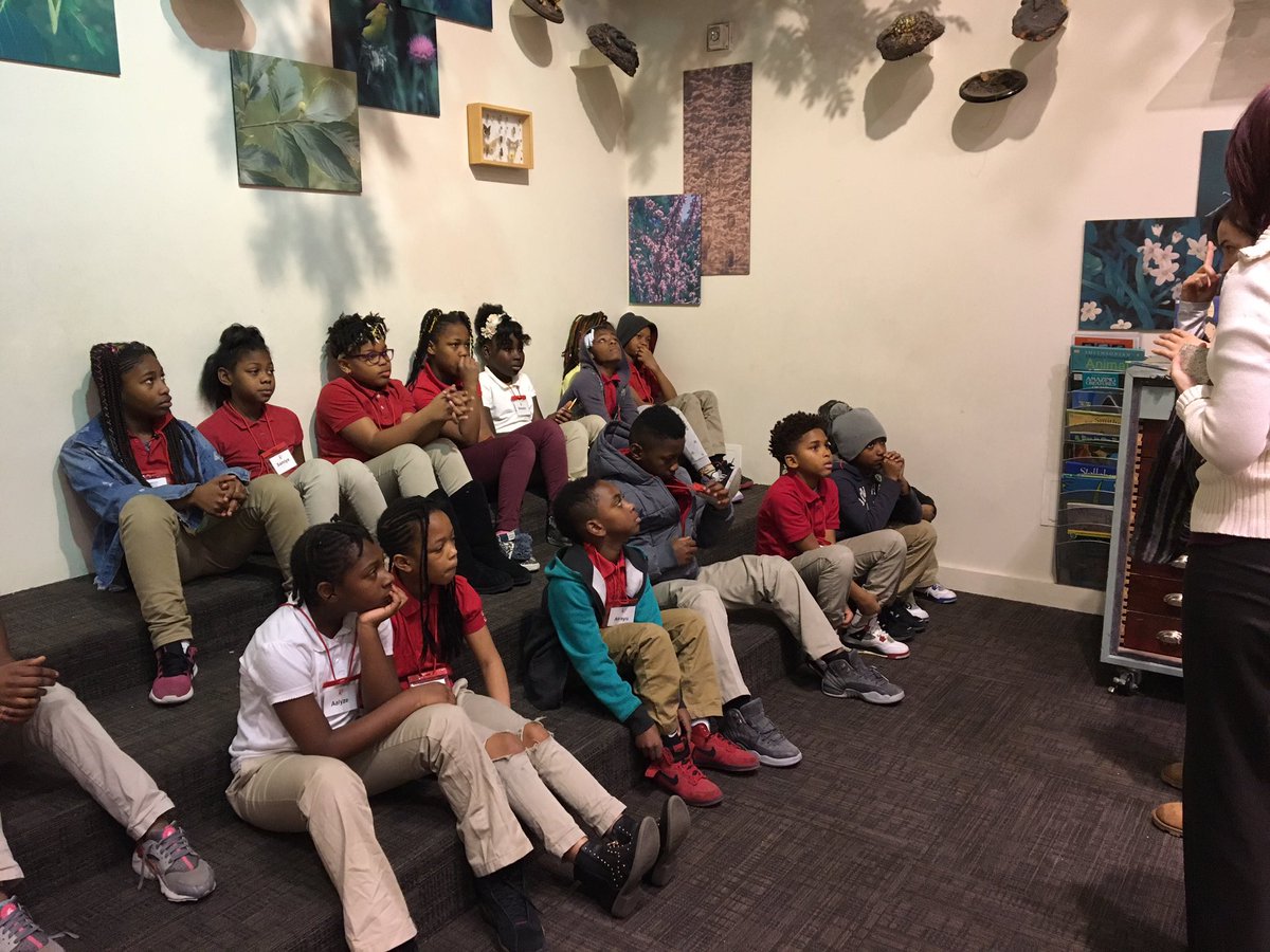 MissSOsborne's tweet photo. 4th grade is loving our field trip to @AMNH! Thanks @LiveItLearnItDC https://t.co/NFz5jahf3M