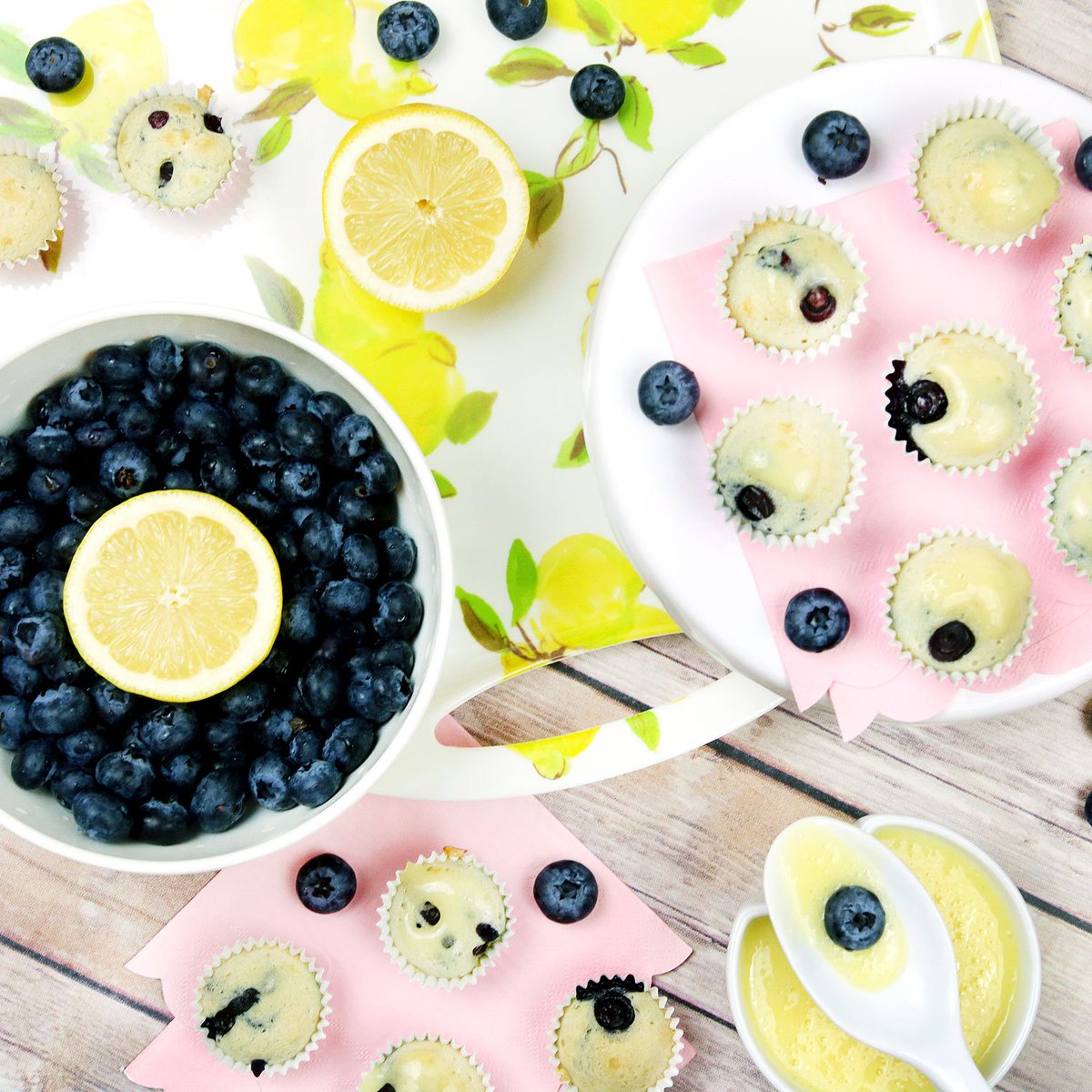 CurlyCraftyMom's tweet image. Lemon Curd Glazed Blueberry Pancake Bites using @Krusteaz Buttermilk Pancake Mix. These are a nice sweet treat with eggs, bacon and sausage! ow.ly/VarS30inoLz #curlycraftymom #Krusteaz #pancakes #pancake #bitesized #pancakebites #blueberry #lemon