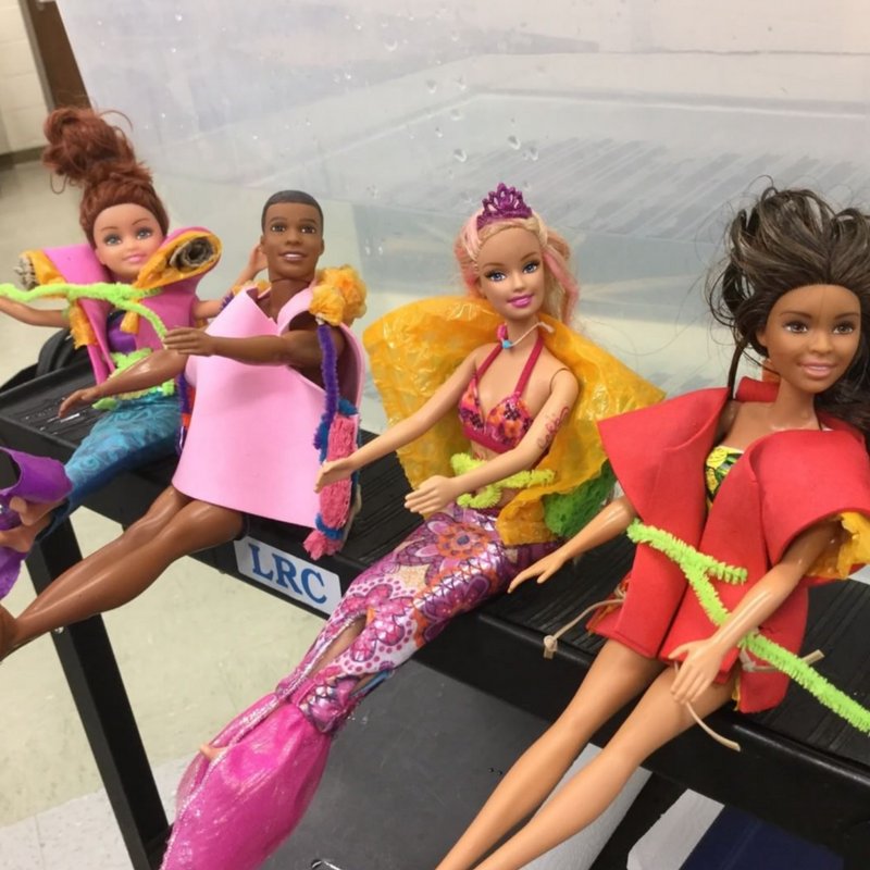 PFWSchoolOfEd's tweet photo. ❓Remember when our Elementary Science Ed students were engineering life jackets🤔

😎Our test subjects are now ready for a SAFE Spring Break🏖️
@IPFW @IPFW4teachers @IPFWnews #ipfw #ipfwcepp https://t.co/9WZqgCIMN4