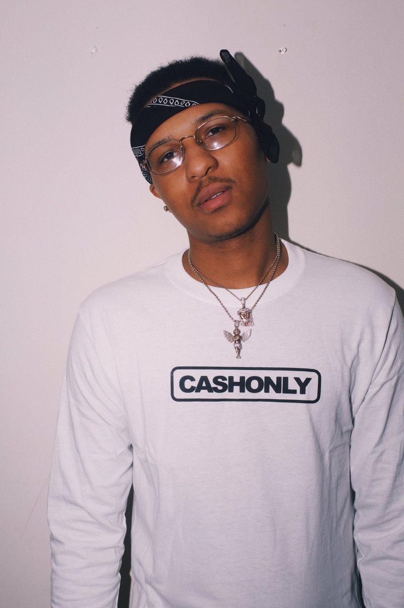 cashonly4L's tweet photo. New Merch This Thur 2-15-18 ‼️ https://t.co/1k0zrli6De  #CashOnly 👀 1st 10 Gets Free Shipping https://t.co/GMK5OPxQnC