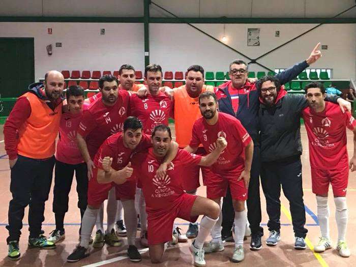 Diari0Deportivo's tweet photo. Gran remontada de un @VilladeCeefsf que fue superior en todo momento al @adfs_bueu

https://t.co/Km4hpIfoDA https://t.co/u1gtIq7DyA