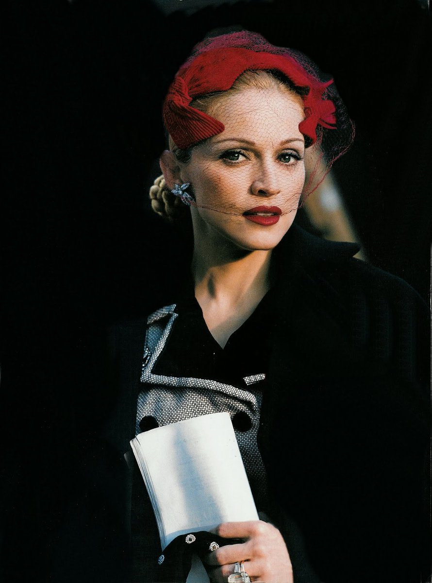 Madonna really wanted to have the main role in Evita, she sent the director a 10 pages letter explaining why she was meant to have that part, a copy of the Take a Bow video and also said he could low her payment to “only” 1 million dollars (the other actress was asking way more)