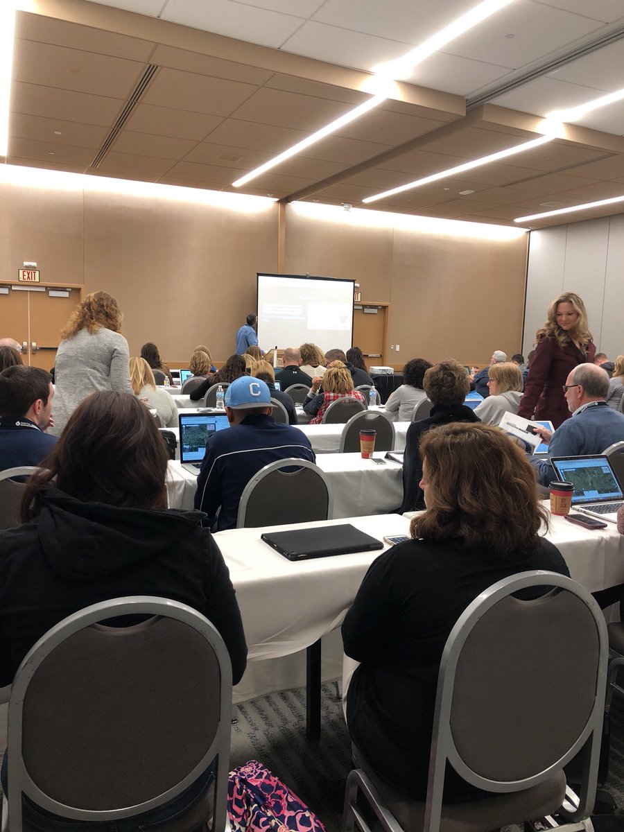 Southechguy's tweet image. Getting #googlesmart at #oetc18