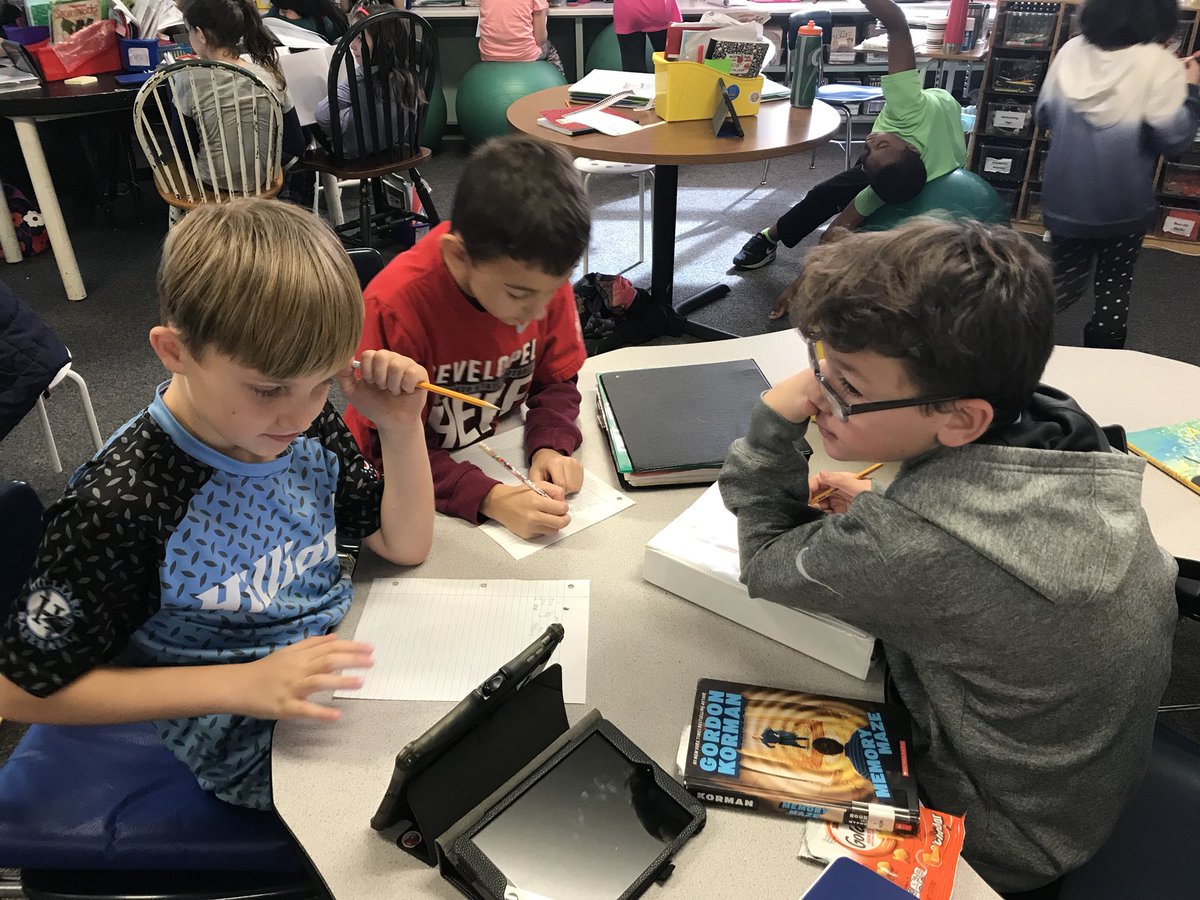 Sara Firestone tweet media