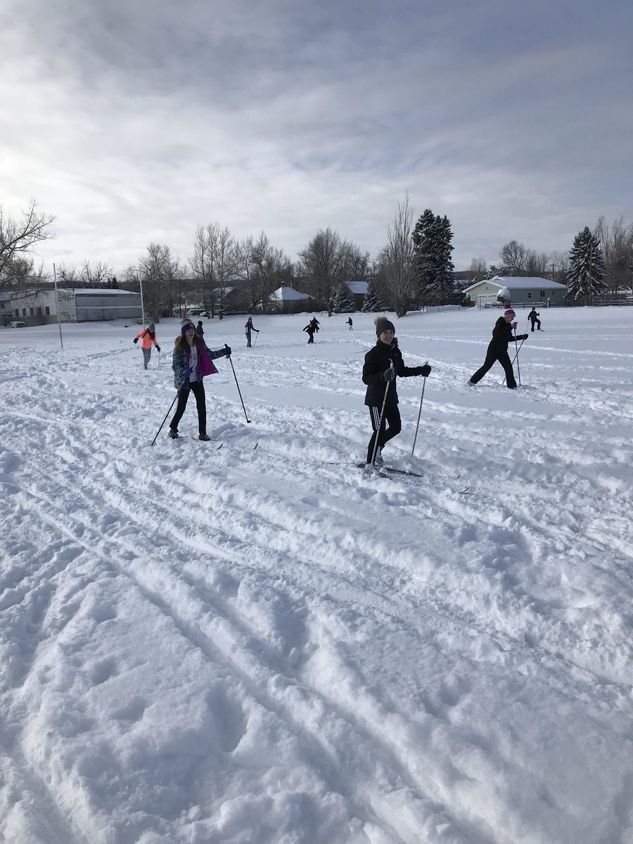 CoachRanta's tweet photo. What other district allows us to groom a trail on the football fields with a snowmobile?!  THANK YOU @MrJohnsenPE for putting in all the time and effort and thanks @coach_bauer @lyondon2 @BradySumners for allowing this for our kids #spearfishms 🎿⛷ https://t.co/PT1urS257m