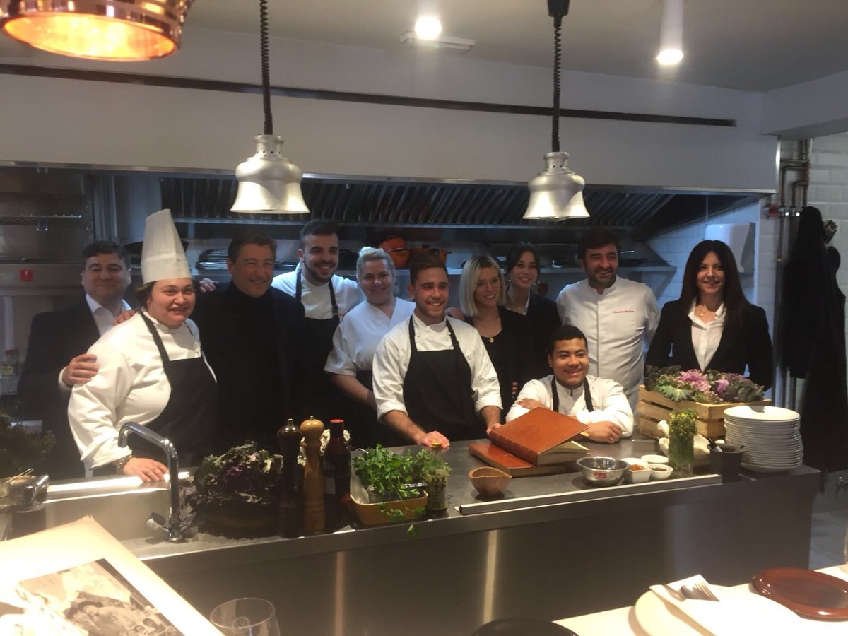 Gran día para <a href="/RstCasaJose/">Casa José</a> y nuestro equipo con la visita <a href="/JoanRocaJ/">Joan Roca</a> <a href="/CellerRocaBBVA/">CellerRocaBBVA</a> #Aranjuez #huerta #vegestasteomthetable