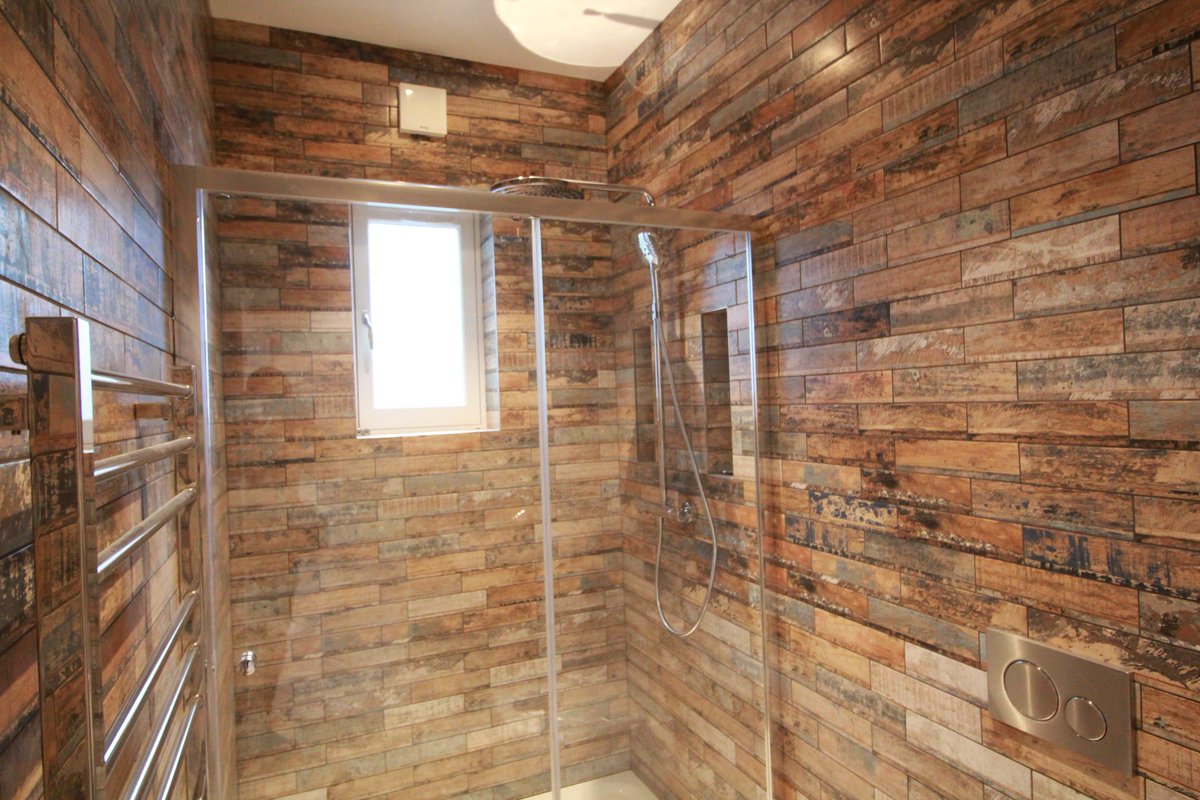 TilersLondon's tweet photo. Shower Tiling
Contact us!
#floor #wall #bathroom #toilet #kitchen #tiles #refurbishment #tilers #londontiles #professionaltiles #londonWall https://t.co/jJUcOY2Zaw