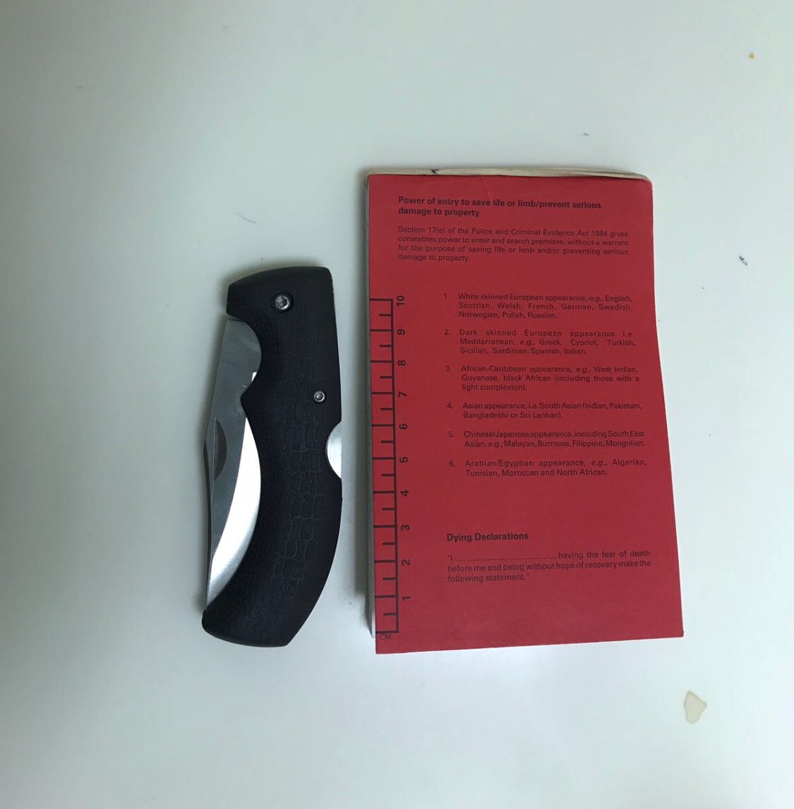 LambethMPS's tweet photo. Stop and Search by #LXTaskforce in SE19 and male in possession of this and some cannabis. #ProactivePolicing #StopKnifeCrime #OpSceptre https://t.co/dVr8pFwLZd