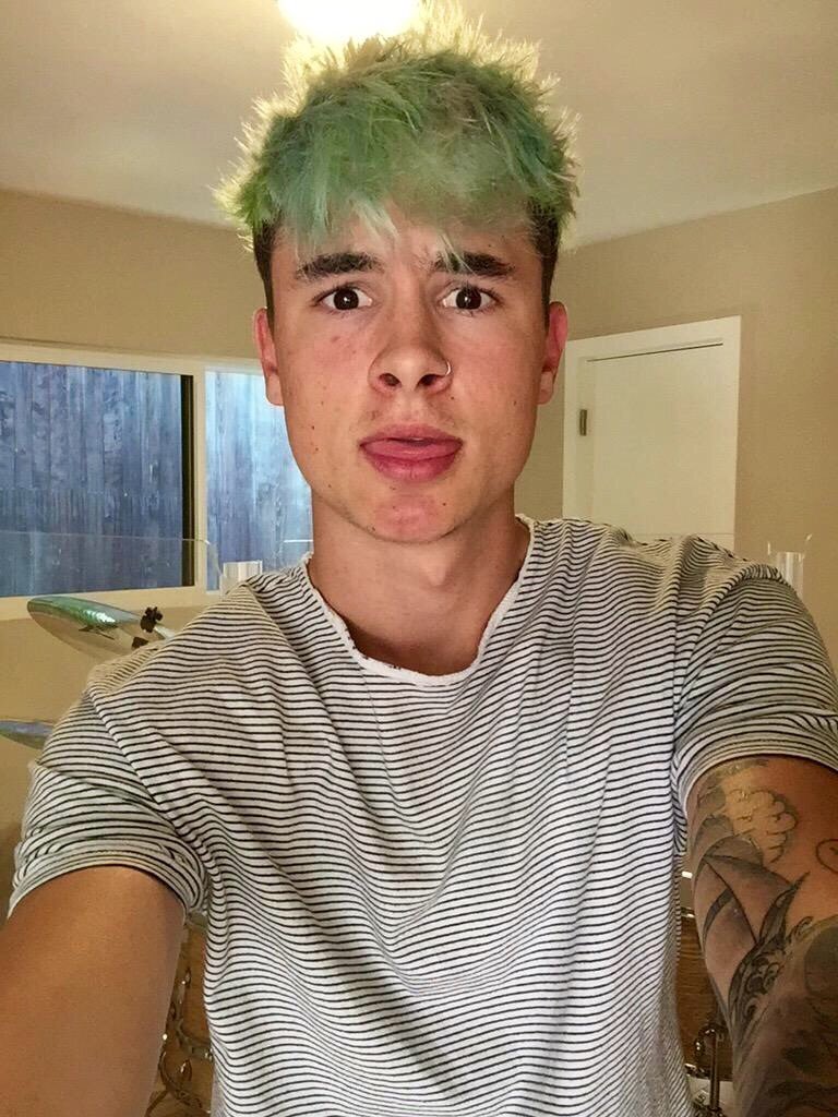 jackwithoutmad's tweet image. 👅